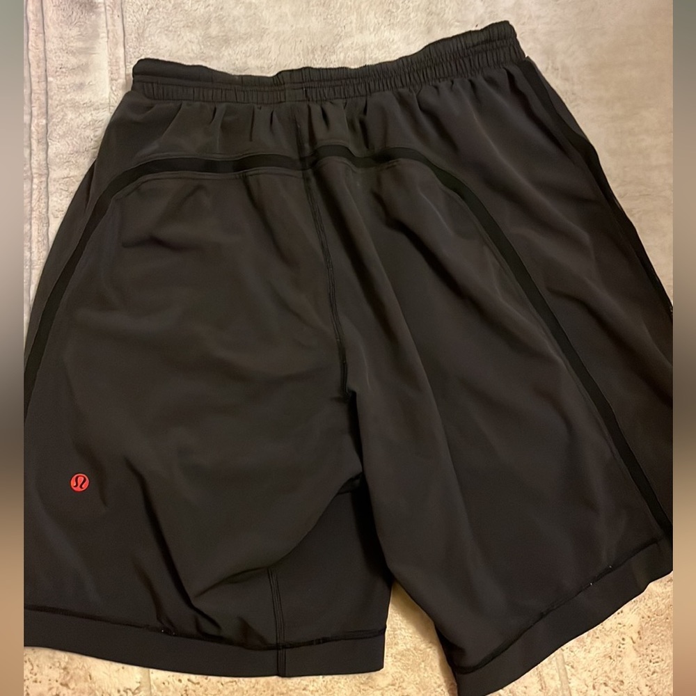 Lululemon Pace Breaker Shorts (Limited Edition) 9” inseam (Size Small)